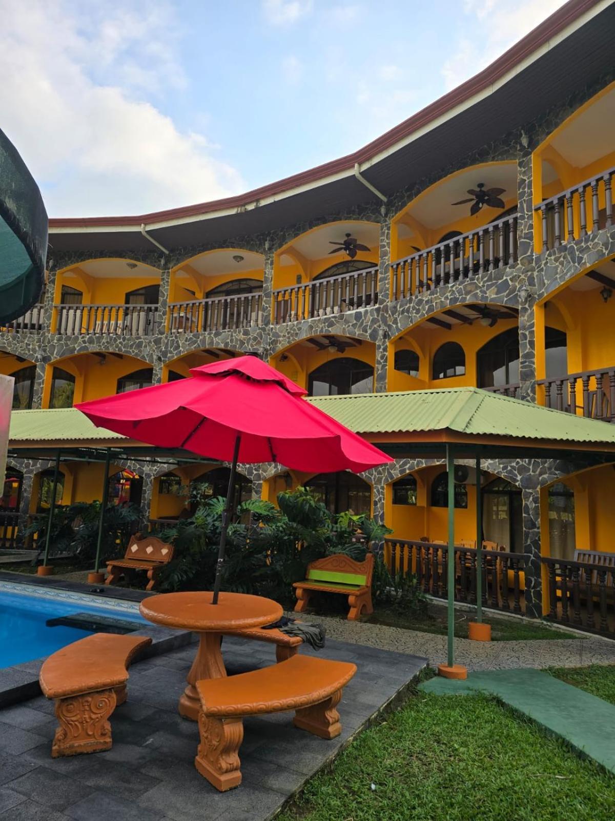 Apartahotel Playa Luna Uvita Exteriör bild